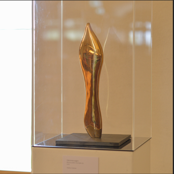 Heidrun Feistner: Dämmerungen / Bronzefassung Exemplar 2/3 / Bronze poliert / 36 cm / 2016 / Foto Scholz RFB