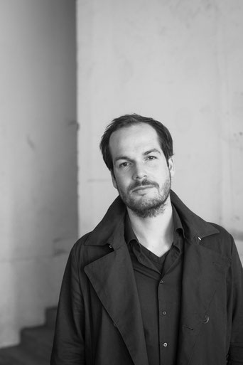 Dissertation vs thesis picture