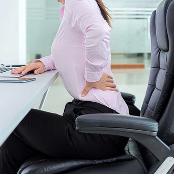 An ever increasing number of people in Singapore are starting to experience back pain so we thought it would useful to understand what the top hidden causes of back pain are.