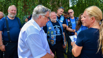 Blue Knights ® Germany XIV Mittelfranken e.V.  Polizei - Motorradtouren-Club, Lebenshilfe Lauf, Spendenübergabe im Nürnberger Land, Blue Knights Mittelfranken, Blue Knights Germany 14, Blue Knights, Nürnberg, Fränkische Schweiz,  LEMC