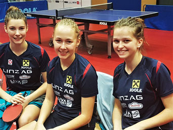 Foto Froschberg vl Karoline Mischek, Ines Diendorfer, Alicia Cote