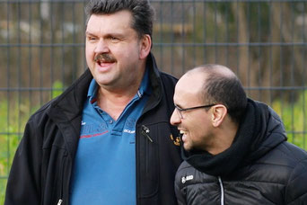 Jürgen Schick (links) neben Trainer Salah El Halimi (Foto: Deutzmann)