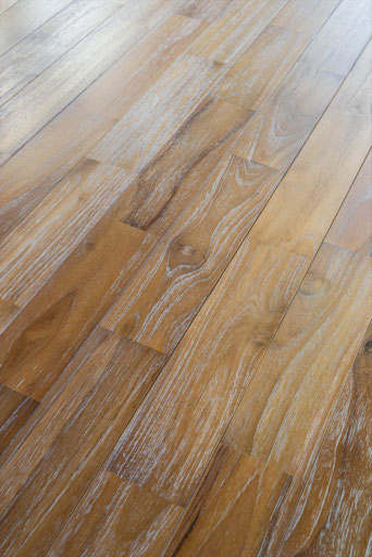 チーク ユニ アンティーク（浮造り）　キャラクター【ホワイト オイル塗装】12×90×1820:AW10109044 フローリング アンドウッド andwood 4