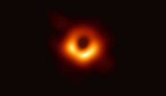 اولین تصویر مستقیم از سیاه چاله مرکزی کهکشان M87 ـ امتیاز تصویر: EHT Collaboration