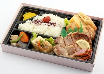 味噌とんかつ弁当写真