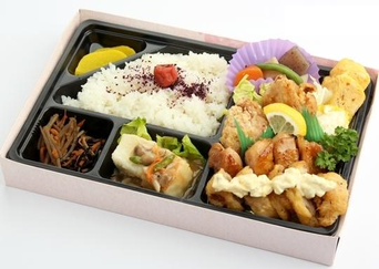 味噌とんかつ弁当写真
