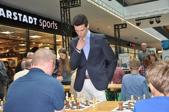 Schach im Centrum, Dresden, Melanie und Nikolas Lubbe