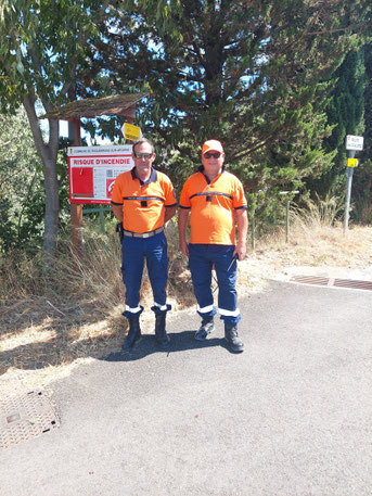 RISQUE DE FEU DE FORETS SEVERE ; VAR ; PREFECTURE ; PREFET ; ROQUEBRUNE-SUR-ARGENS ; CCFF ; RCSC 