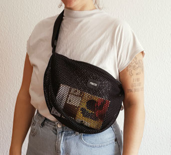 Bauchtasche BIG HIPSTER aus schwarzem Mesh von Finster