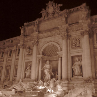 Trevi-Brunnen, Fontana di Trevi