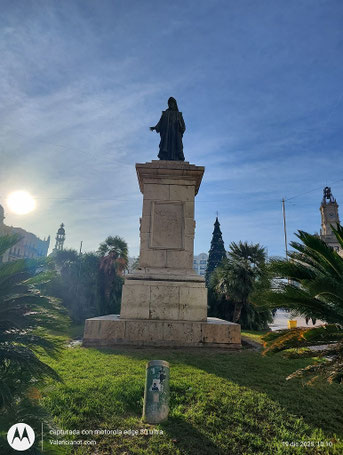 Su relevancia reside primordialmente en su papel como defensor de los fueros y la integridad territorial del Reino de Valencia frente a las pretensiones de la monarquía en el siglo XIV. 