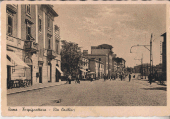 Un tratto della Casilina a Tor Pignattara in una foto d'epoca.