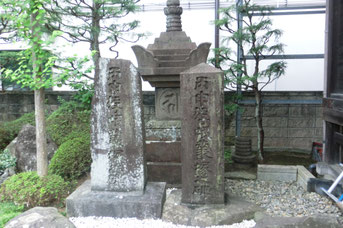 金勝寺の叢塚