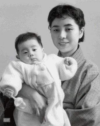 色再現（カラー化）作業一例（GIF）