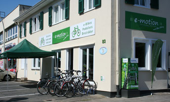 e-Bike Händler von der e-motion e-Bike Welt in Bonn