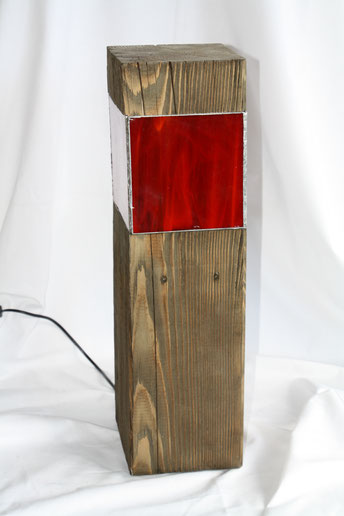 Nr. 3  Holzlampe ( Fichtenholz )  Beleuchtung LED 5 W 56 cm hoch