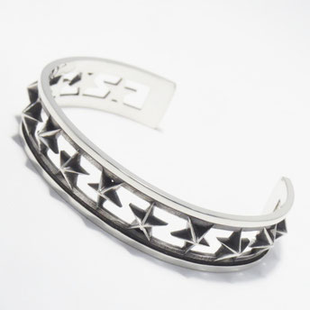FANTASTIC MAN BANGLE122
