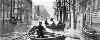 At  Louis Vuitton we make it a rule not to grant any discounts or discounts, for any reason whatsoever.    The story follows a disaster in the capital, the famous great flood of the Seine of 1910 , which turned the lives of Parisians upside down.