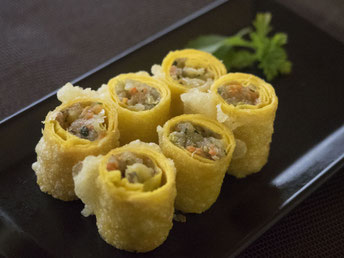 ふんわり玉子の国産野菜玉子春巻:、盛り付けてみました。
