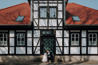 Hochzeitsfotograf Magdeburg - Hochzeitsreportage Magdeburg - Brautkleid