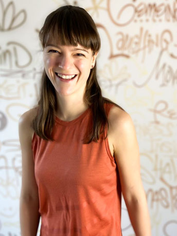Laura Blöcher Yoga Leverkusen