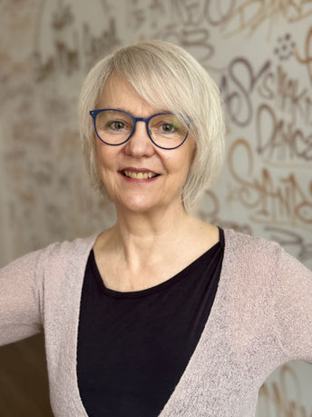 Julia Barth Yogalehrerin Leverkusen