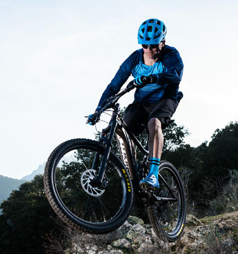 e-Moutainbikes und Ausstattung können Sie im e-motion e-Bike Premium Shop in Hannover-Südstadt vergleichen, ausprobieren und kaufen