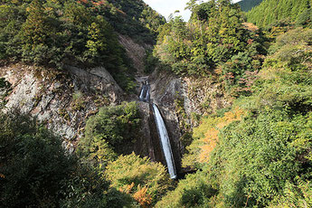 Nunobiki Falls (Nunobiki no Taki)