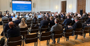 Gut gefüllter Saal beim Bioökonomie-Symposium zu Ehren von Dr. Christian Patermann