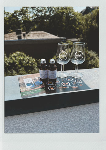 Das Titelbild zu Männerquatsch Podcast Folge 209 (Neo Geo AES+ Rückkehr, Kill Bill zurück im Kino, Tasting Circle) zeigt einen "Smögen 2012/2023 - 10 Jahre Tawny Port Cask Finish" Whisky.