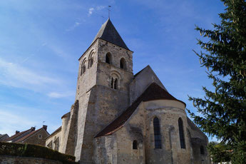 L'église Saint-Martin de Montlevon date du XIème siècle.