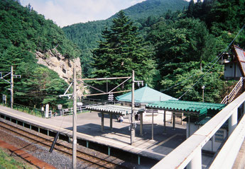 面白山高原駅(2001年撮影)