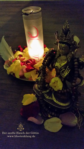 #göttin #blütenklang #sisterhood #kreis der schwestern #altar