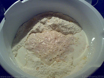 Teig für Milchbrötchen