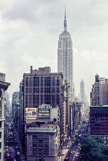 New York Broadway 5th Ave Empire State Building