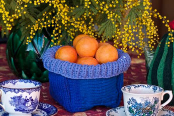 adaptation of Joelle Hoverson's More Last-Minute Knitted Gifts