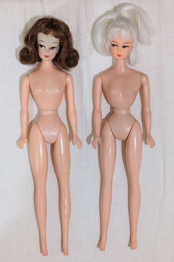 Comparison between the 67 Petra (left) and the 69 Petra (right). Note the wider shoulders and hips of the 69 Petra.