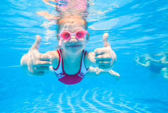 Schwimmkurse Kinder - in unserer Schwimmschule sicher Wasser erleben