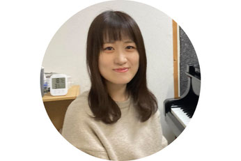 【写真】スタジアスのピアノ指導者