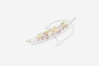 "PANTOTEM" 2021  ("Blanco...White...Weiss..." Sala Perill project) brooch-  methacrylat, silver, steel, suede, cotton thread  5,5x12x2,5 cm.  9 gr.   