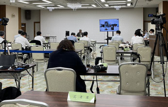 「部会まとめ」を読み上げる鈴木部会長（７月４日　福島市　杉妻会館）