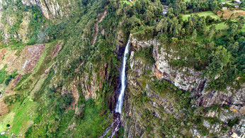 Cascate Torok (Torok Falls)