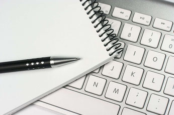laptop mit blog