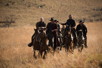 Eric Cantona et ses copains les méchants cow-boys (©Joe Alblas)