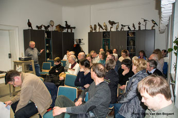 Schmetterlingsexperte Ronald Schiller beim NABU-Vortragsabend im Naturkundemuseum. Foto: Ludo Van den Bogaert