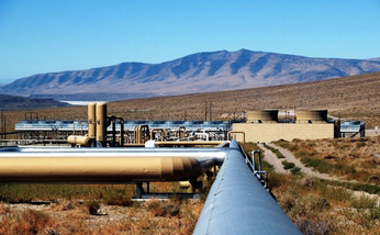 The Ormat Desert Peak 2 Geothermal Power Plant in Churchill County, Nevada. By Bureau of Land Management - https://www.flickr.com/photos/mypubliclands/29206586534/, CC BY 2.0, https://commons.wikimedia.org/w/index.php?curid=86702317