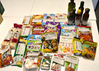 集まった食品