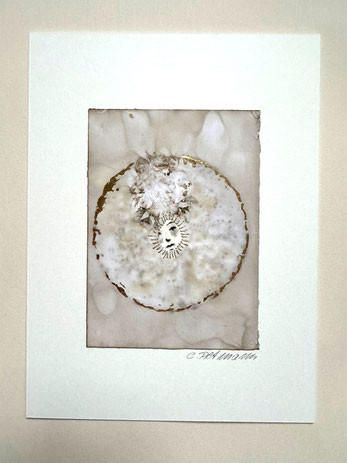 kleines Kunstwerk, Eco-Print mit Gesicht und Blattgold