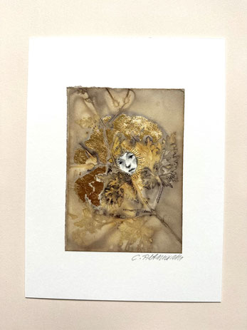 kleines Kunstwerk, Eco-Print mit Gesicht und Blattgold
