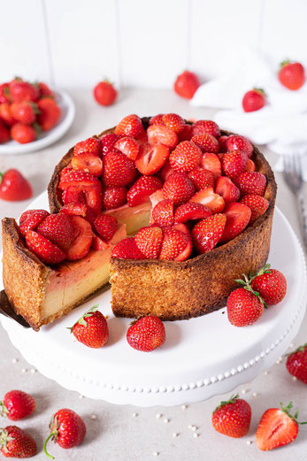 cake, cheesecake, vegan cheesecake, vegan, Käsekuchen, veganer Käsekuchen, Erdbeerkuchen, Strawberrycheesecake, Erdbeeren, strawberries, strawberry cheesecake